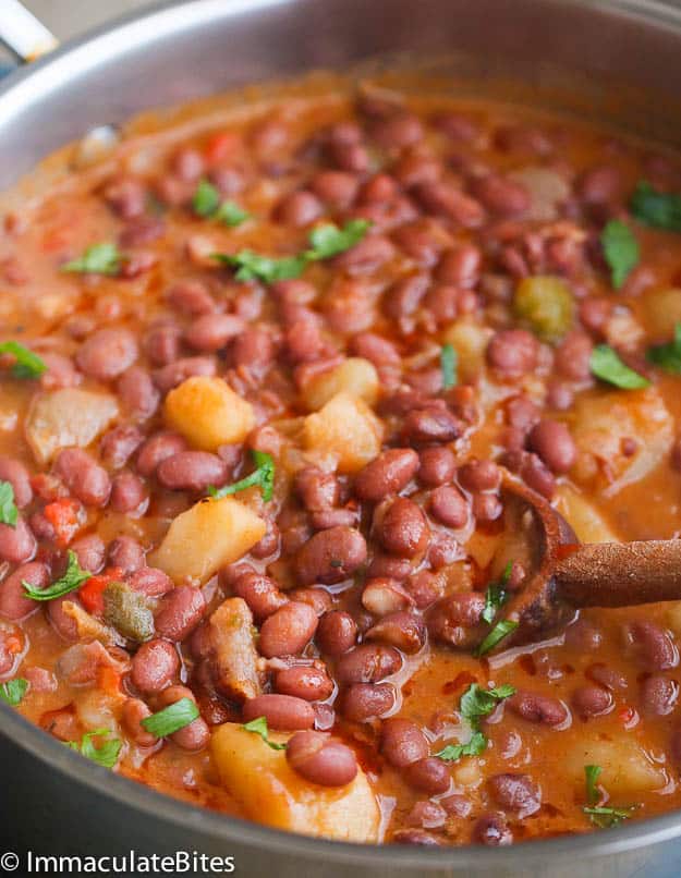 Puerto Rican Style beans - Immaculate Bites
