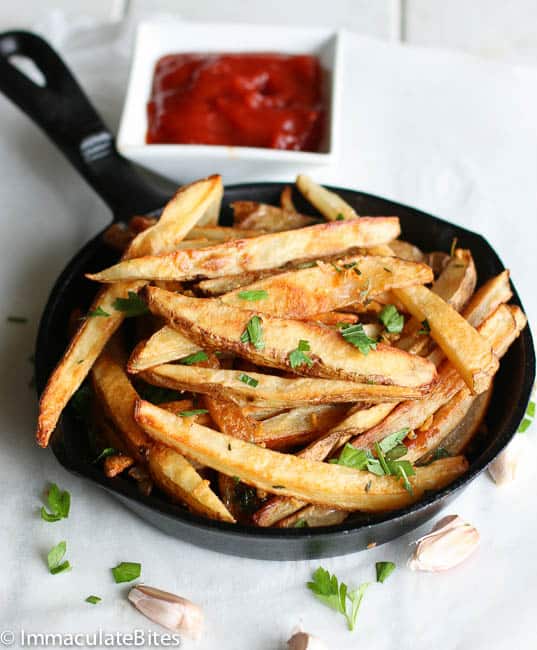 Baked Crispy Garlic Potato Fries - Immaculate Bites