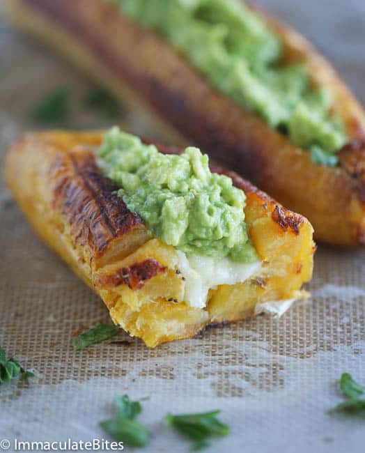 Baked plantains with cheese