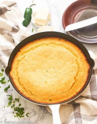 Skillet Cornbread - Immaculate Bites