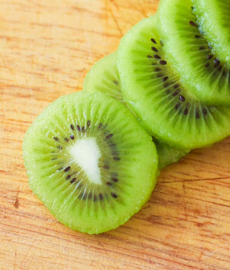 Beautifully peeled and sliced kiwi