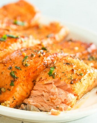 Easy Broiled Salmon Recipe - Immaculate Bites