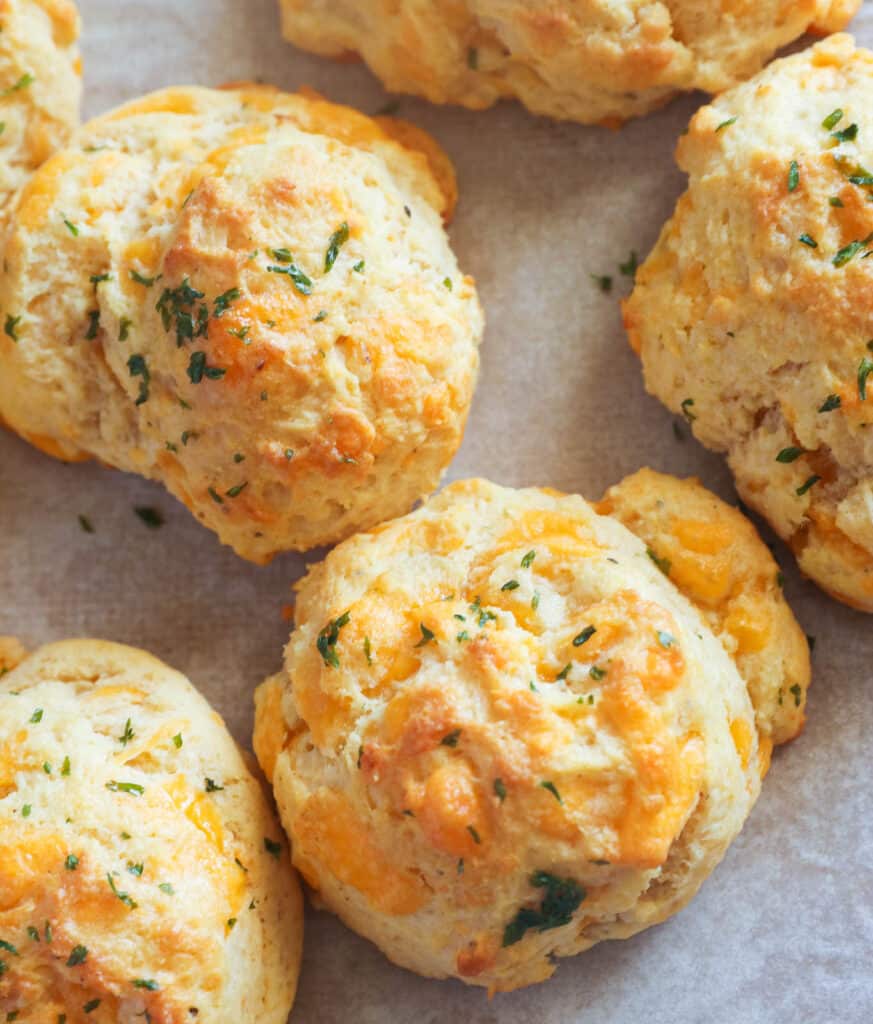 Red Lobster Cheddar Biscuits - Immaculate Bites