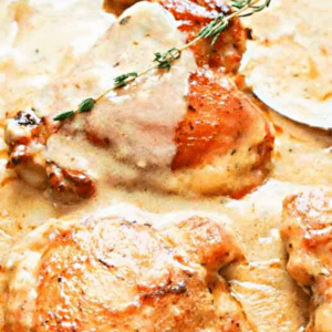 smothered chicken - juicy fried chicken in savory gravy