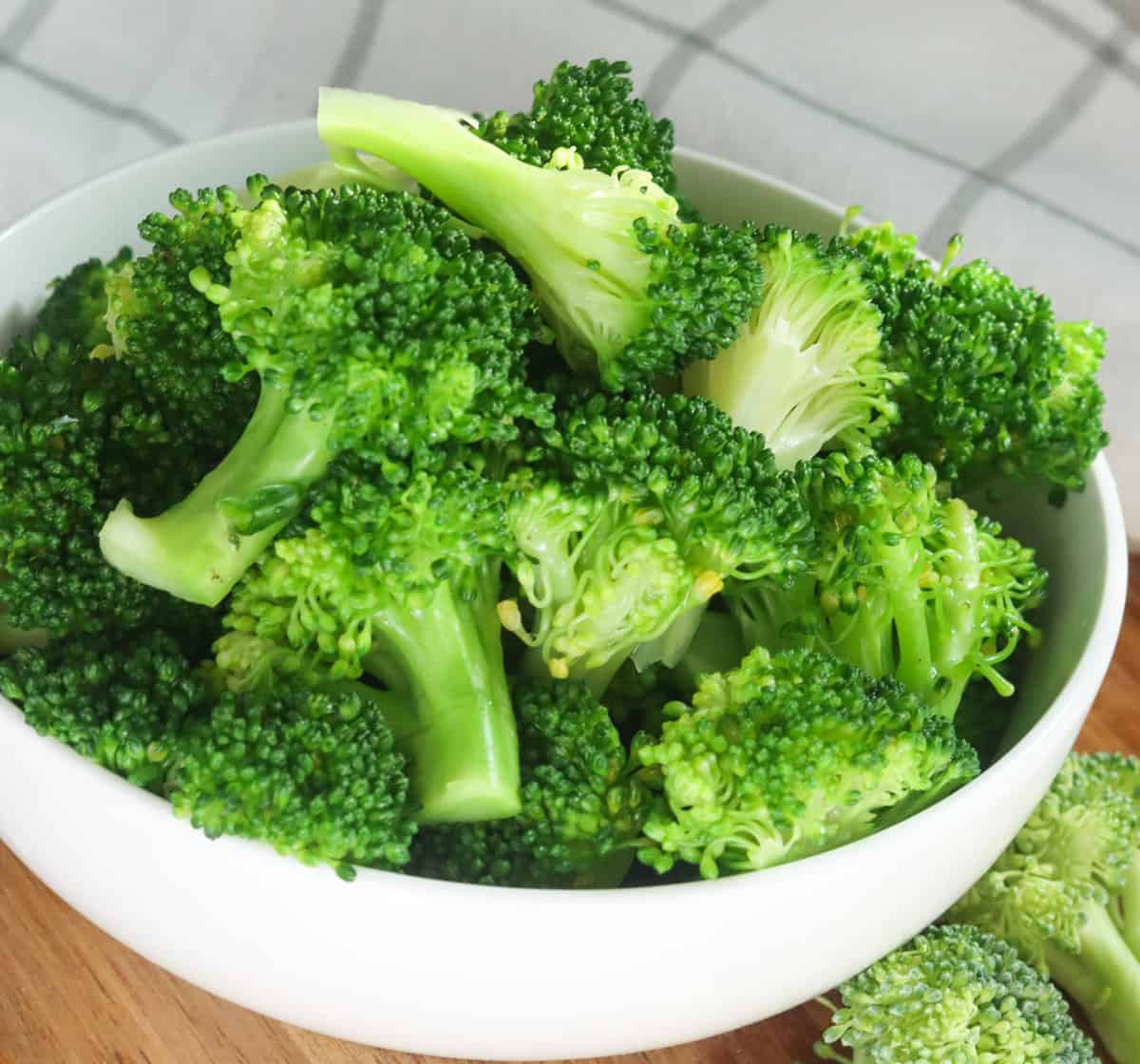 How to Blanch Broccoli - Immaculate Bites