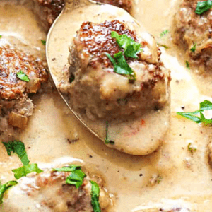 Savor the Flavor of Easy Swedish Meatballs in a Mouth-Watering Sauce! (1)