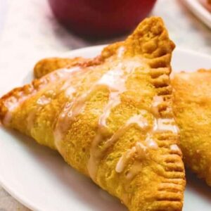 Fried Apple Pies - A Crispy, Juicy Treat! (2)