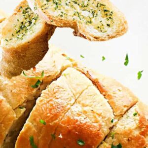 Homemade Garlic Bread Quick & Tasty in 20 Minutes