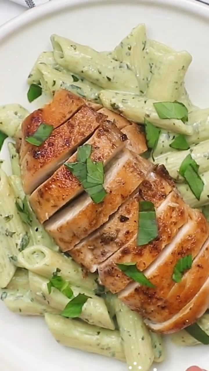 https://www.africanbites.com/wp-content/uploads/2023/04/35-Minute-Dinner-Delight-Learn-How-to-Make-Chicken-Pesto-Pasta-Like-a-Pro-7-poster-1.jpeg