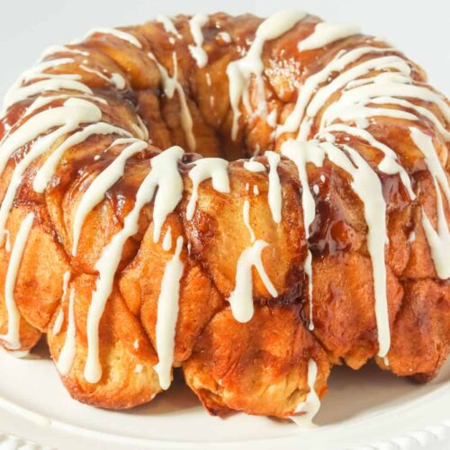 Cinnamon Roll Monkey Bread (w/refrigerated rolls!) [VIDEO] - Dinner, then  Dessert