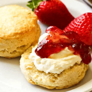 Easy 4-Ingredient Clotted Cream in 10 Minutes