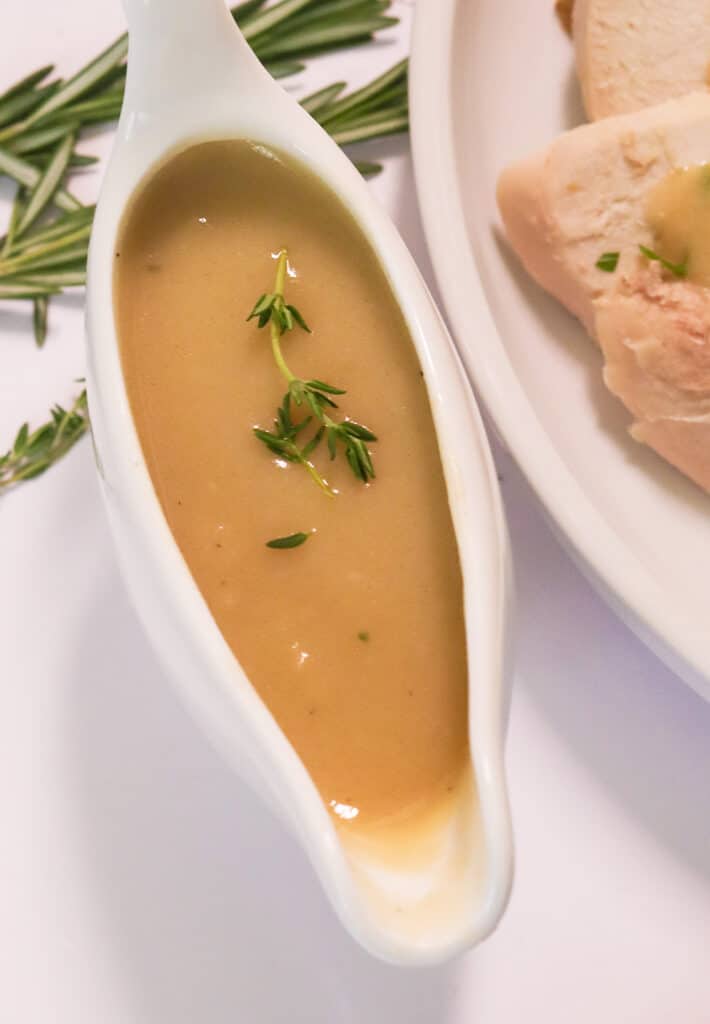 Turkey Gravy Without Drippings Immaculate Bites   IMG 5842 710x1024 