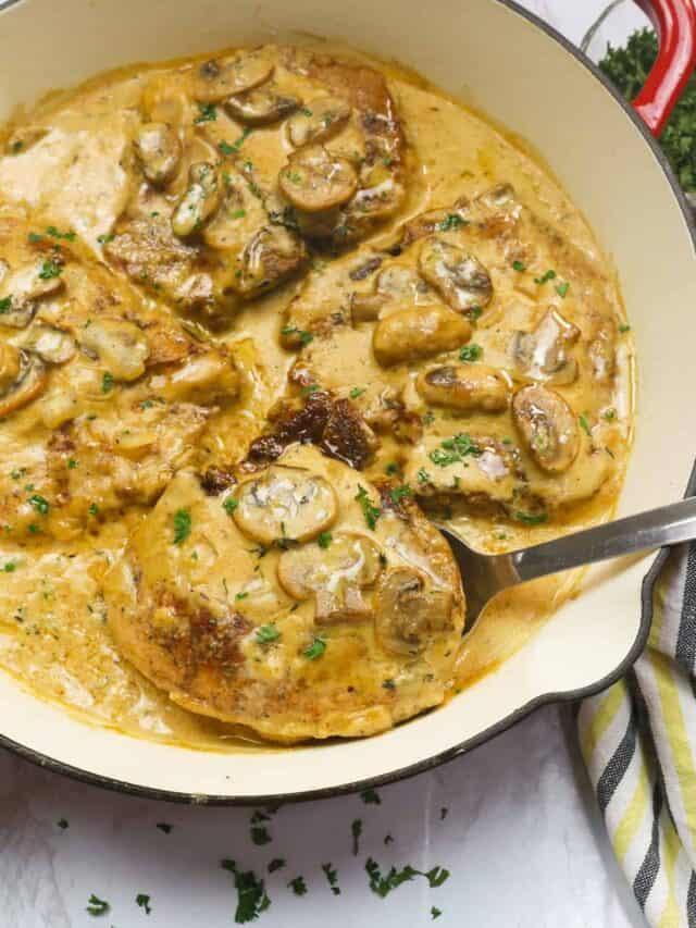 Cream of Mushroom Pork Chops Easy Recipe - Immaculate Bites