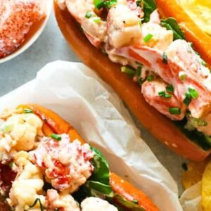 Simple Lobster Roll Recipe with Butter and Lemon (3)