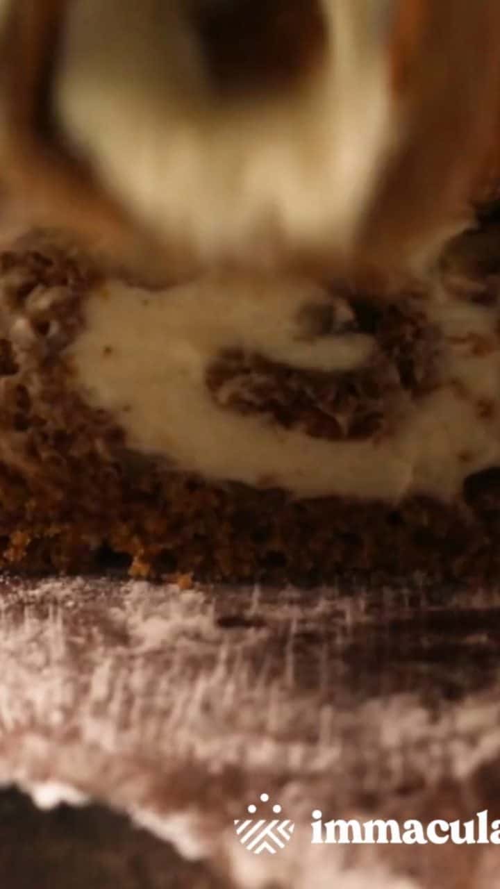 https://www.africanbites.com/wp-content/uploads/2023/09/This-pumpkin-roll-is-surprisingly-easy-to-make-poster-1.jpeg