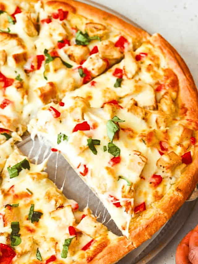 Easy Chicken Alfredo Pizza Recipe Using Store-Bought Dough - Immaculate ...