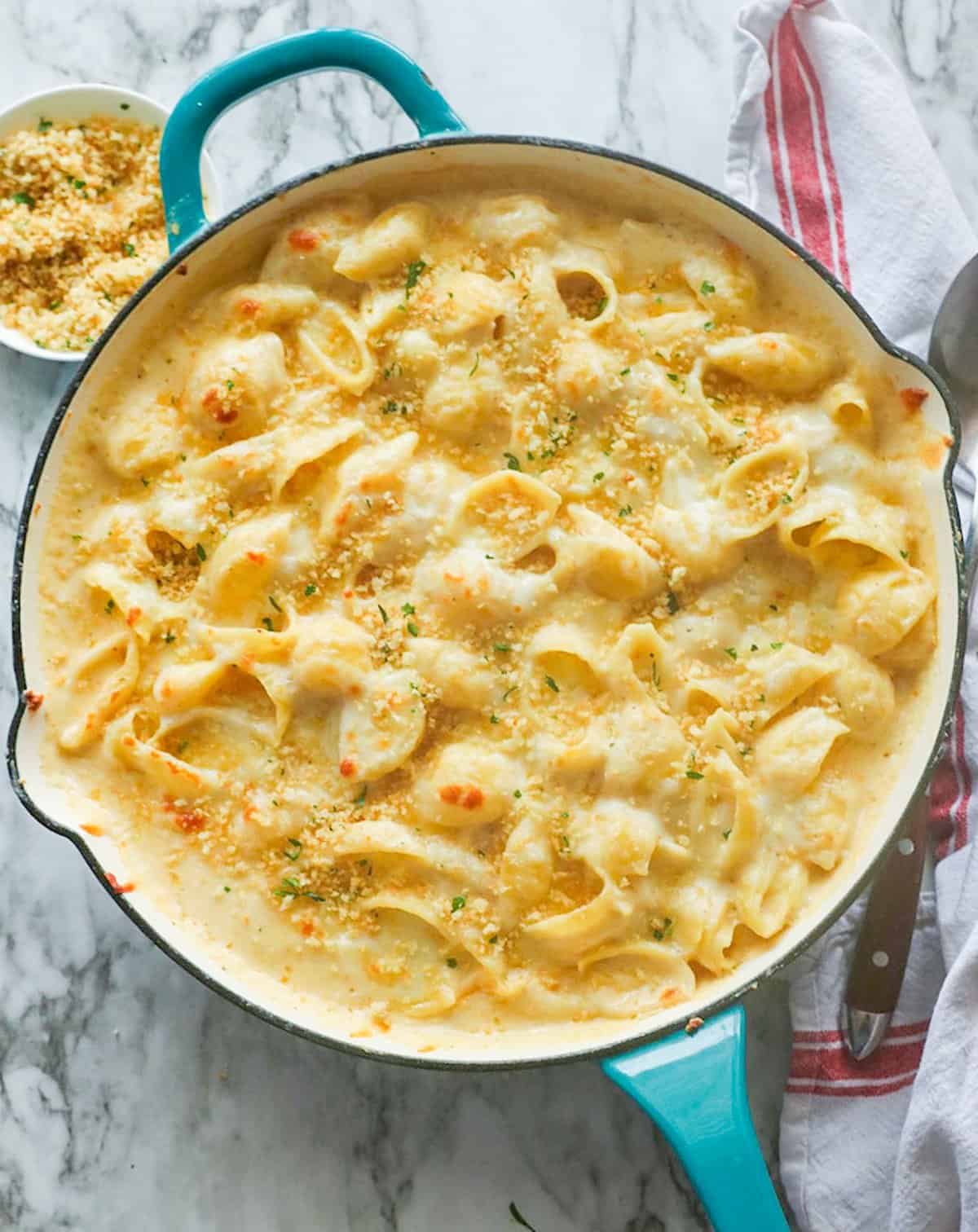 Comfort food white cheddar mac and cheese fresh from the oven