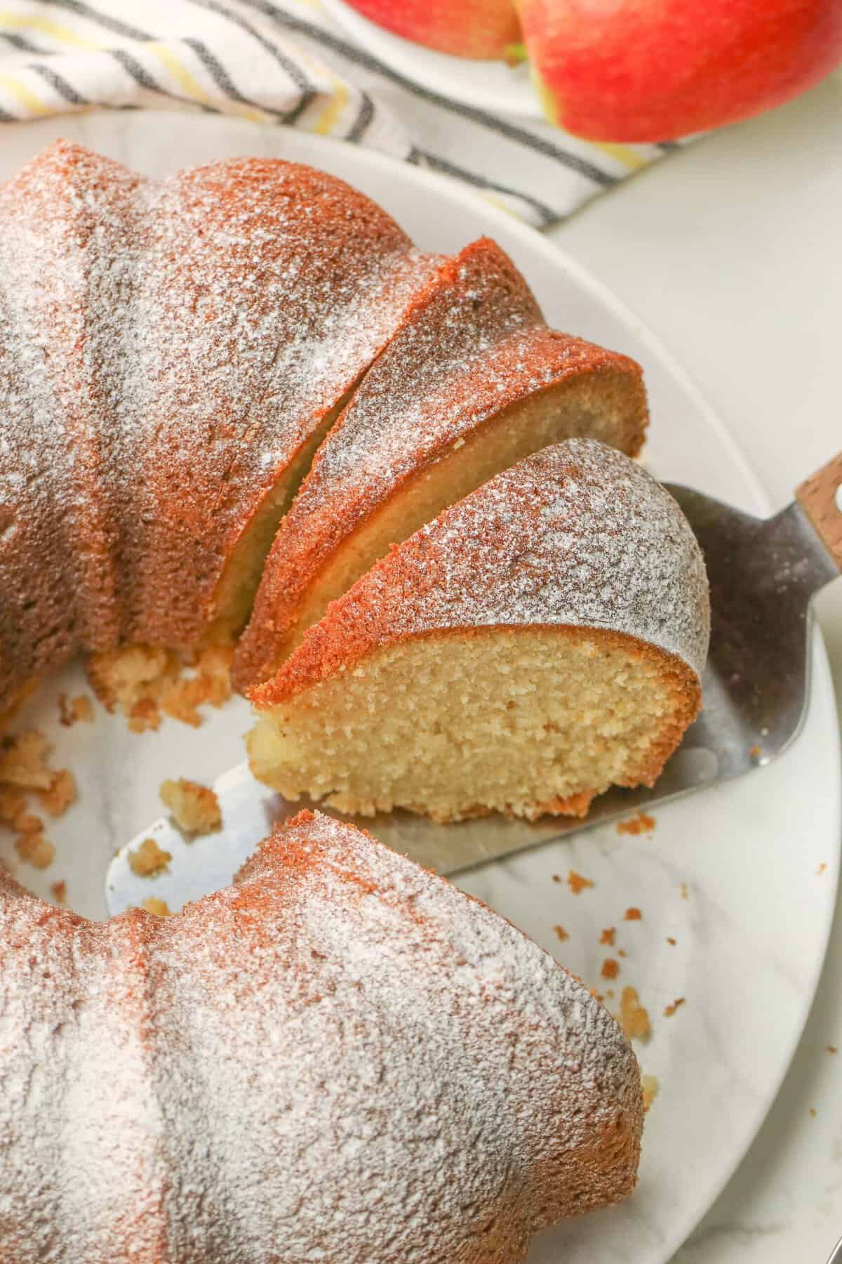 Slicing a decadent cold oven pound cake. No preheating necessary.